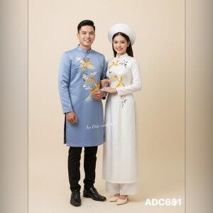 Elegant Traditional Ao Dai Set in Blue and White